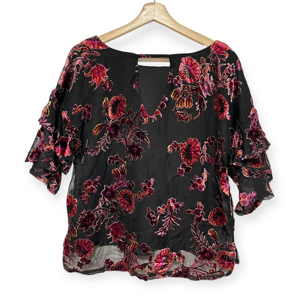 Lily White Velvet Floral Blouse Black and Pink Ruffled Sleeve Short Sleeve Top - Picture 2 of 9